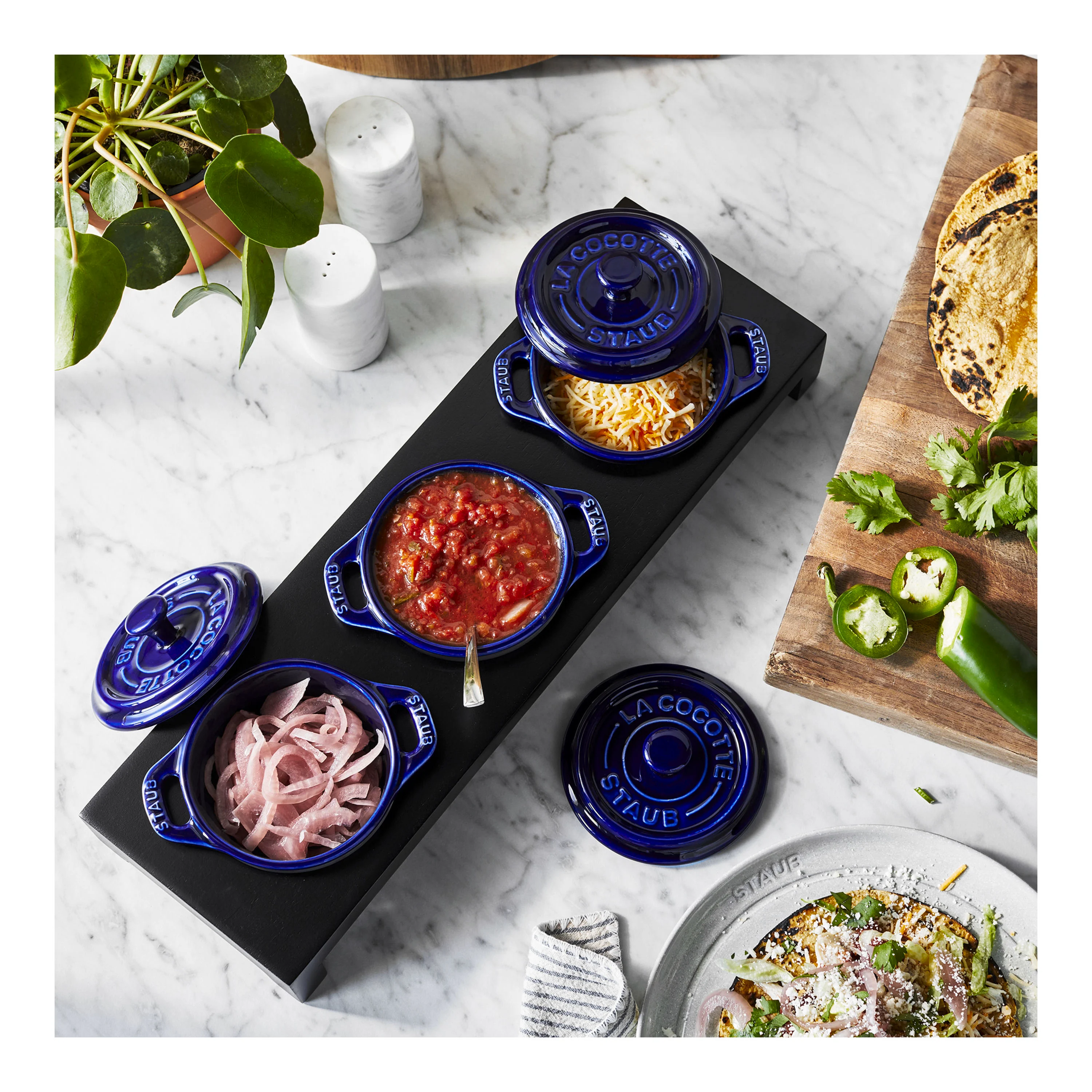 Staub Ceramic - Minis 3-pc, Mini Round Cocotte Set, dark blue