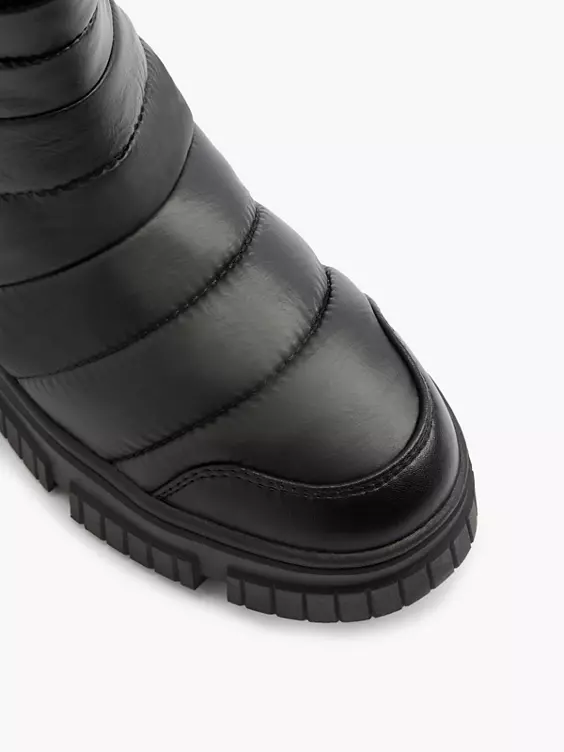 s.Oliver Boots in schwarz
