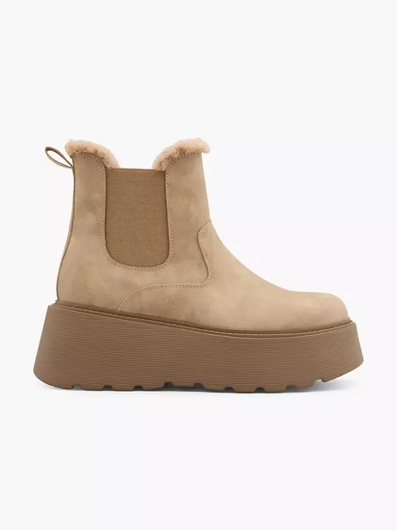 Catwalk Chelsea Boots in beige