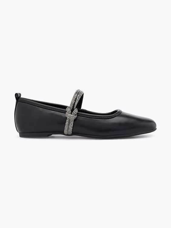 Claudia Ghizzani Ballerina in schwarz