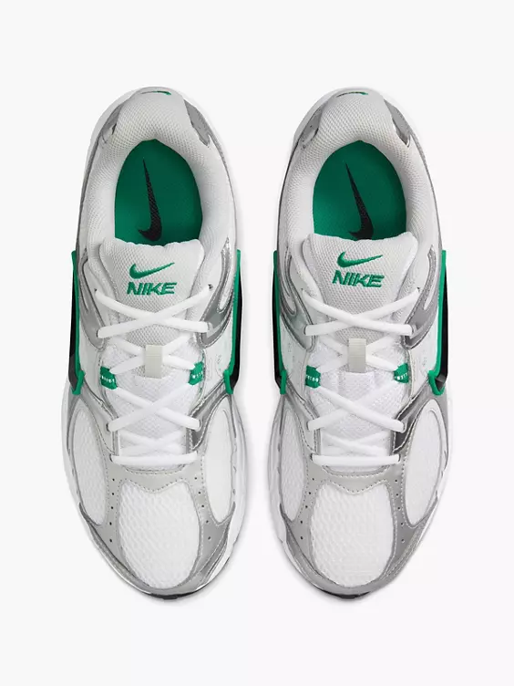 Nike Sneaker V5 RUNNER in grau