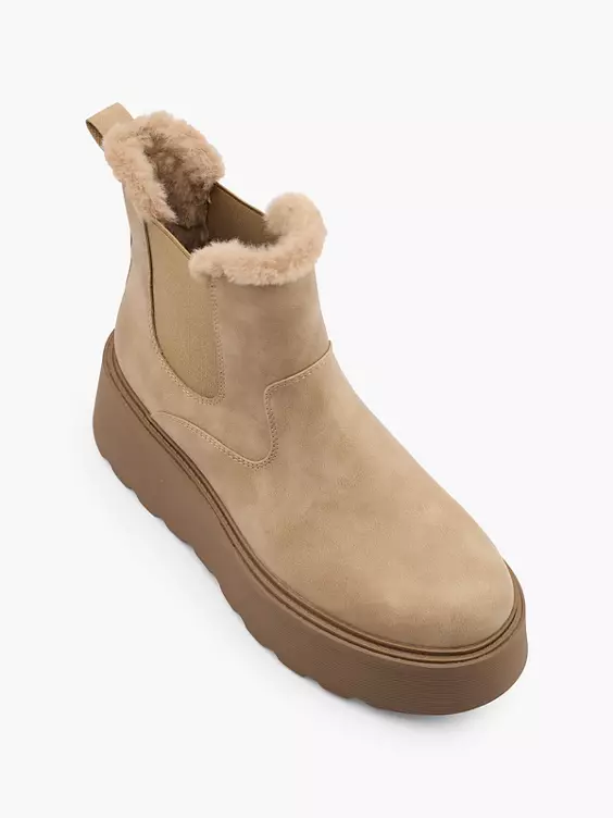Catwalk Chelsea Boots in beige