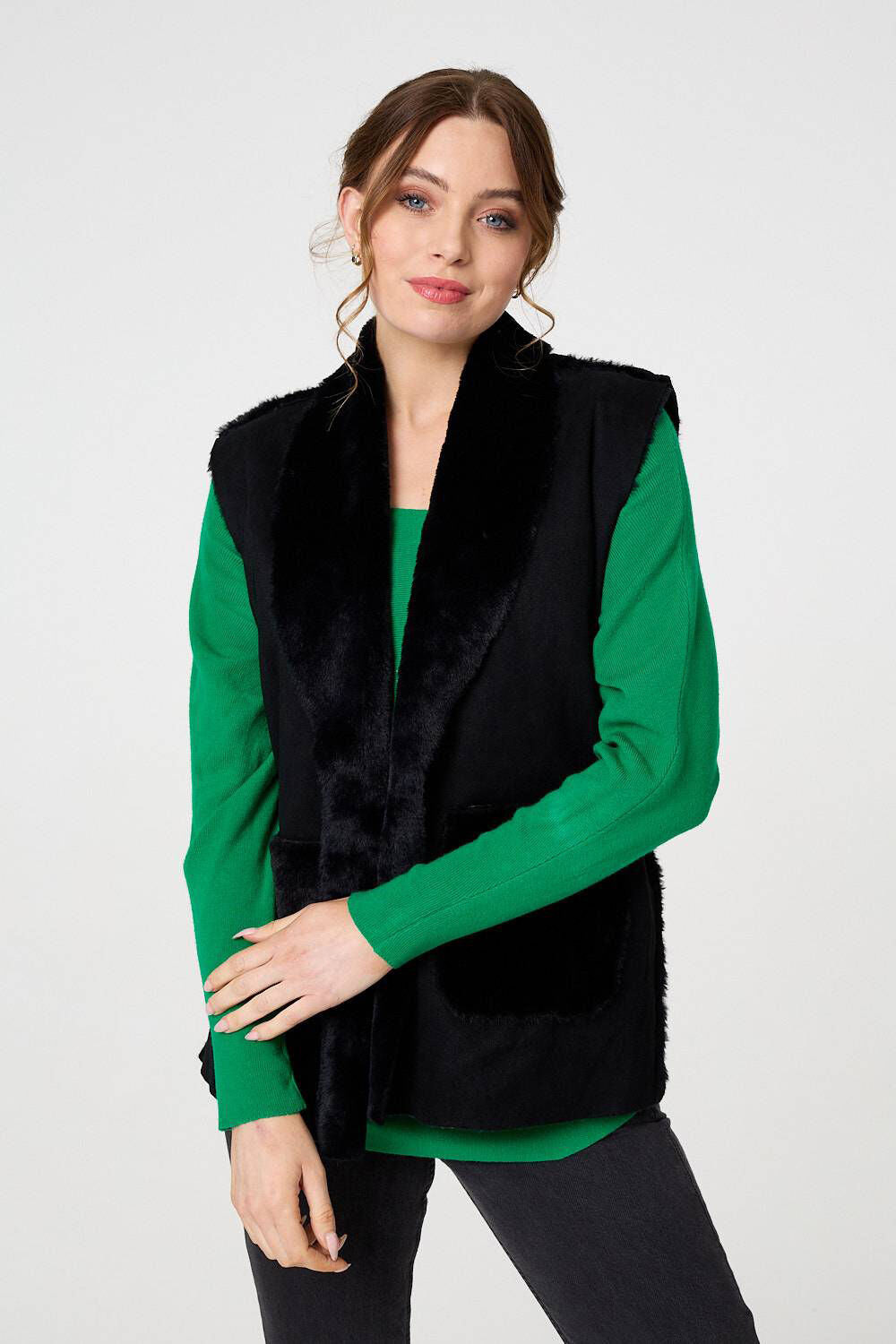Izabel London – Faux Fur Lined Suede Pocket Front Gilet