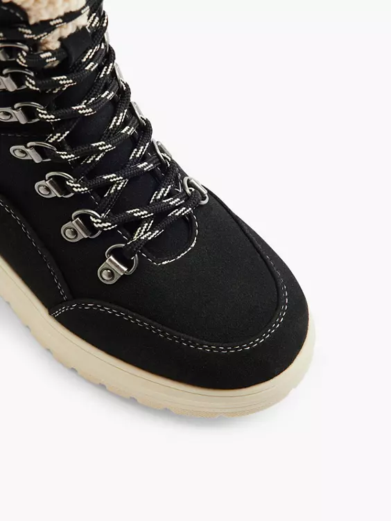 ESPRIT Schnürboots in schwarz