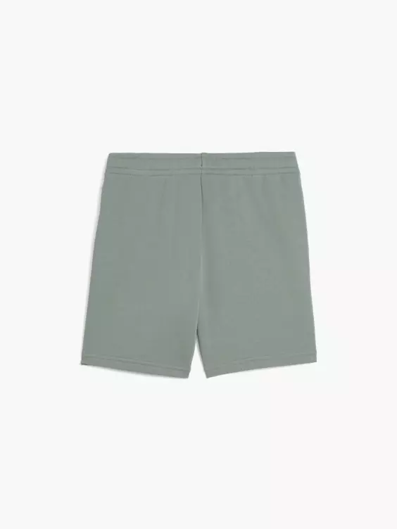 PUMA Shorts in grün