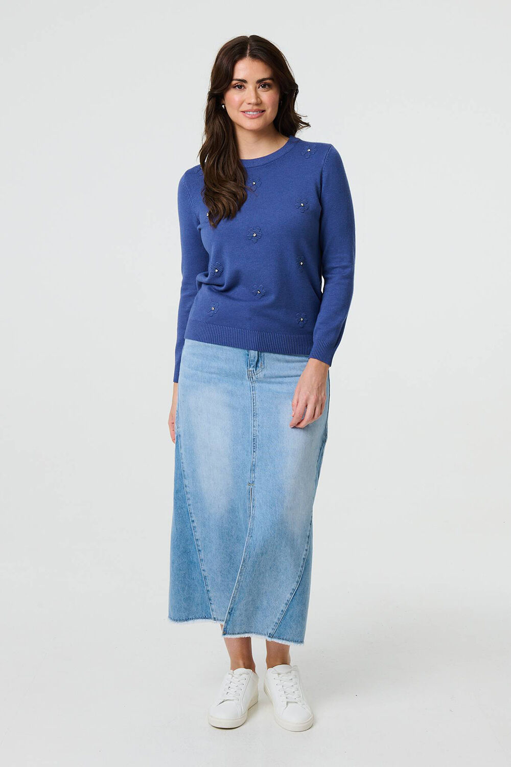 Izabel London – Floral Gemstone Embellished Jumper