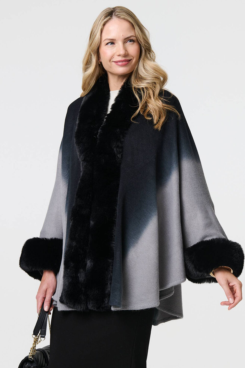 Izabel London – Faux Fur Trim Thigh Length Poncho