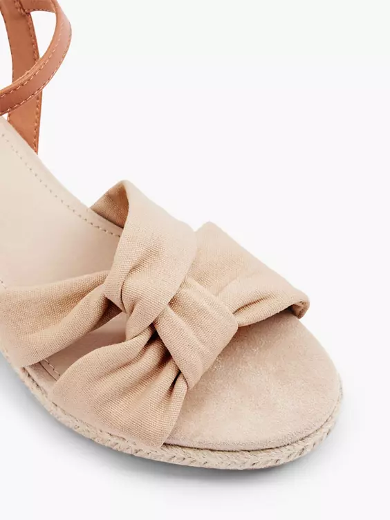Graceland Keilsandalette in beige