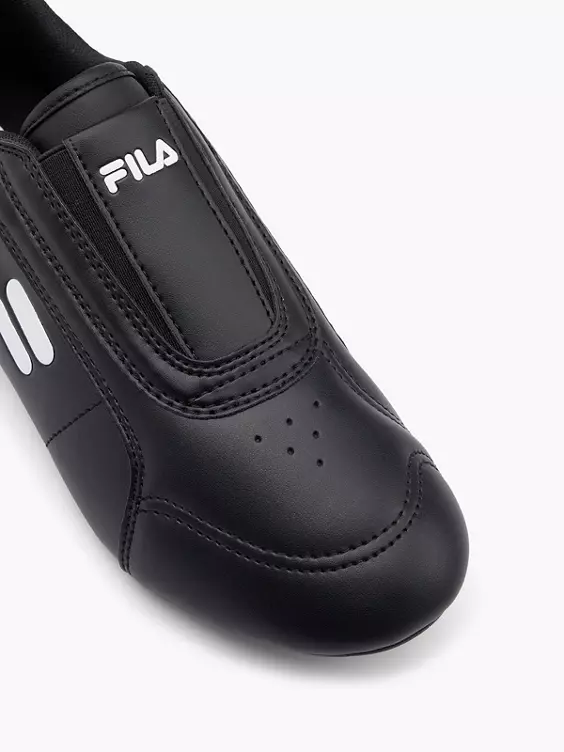 FILA Slip On Sneaker in schwarz