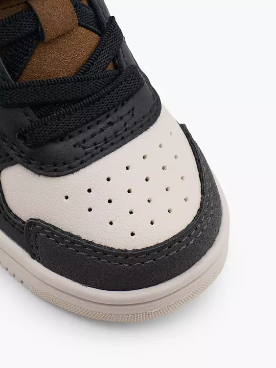 Vty Hoher Sneaker in schwarz