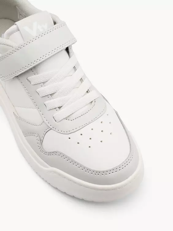 Vty Sneaker in grau