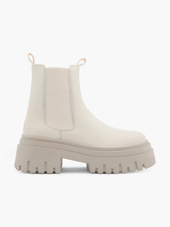 Catwalk Chelsea Boots in beige