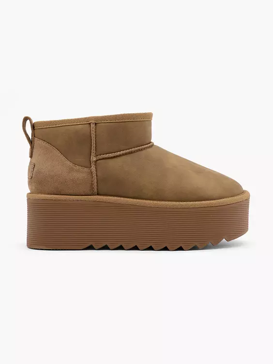 Graceland Boots in beige