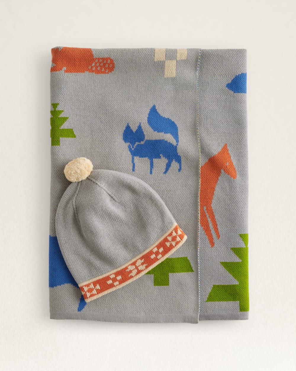 SHARED PATH KNIT BABY BLANKET WITH BEANIE
