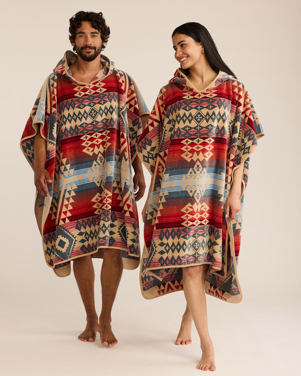 CANYONLANDS ADULT HOODED TOWEL