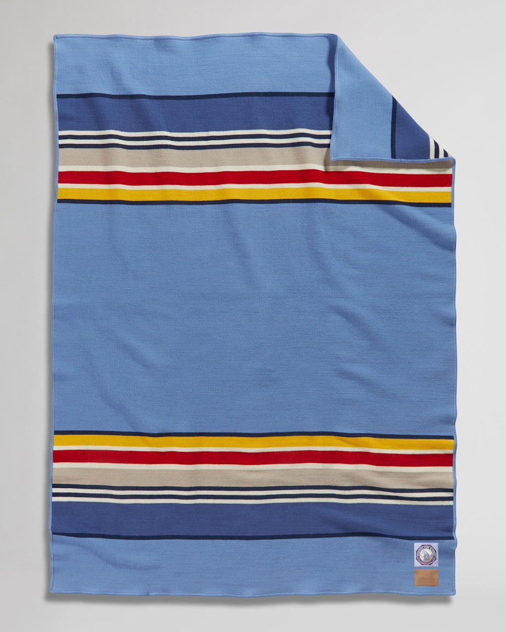 YOSEMITE NATIONAL PARK THROW WITH CARRIER