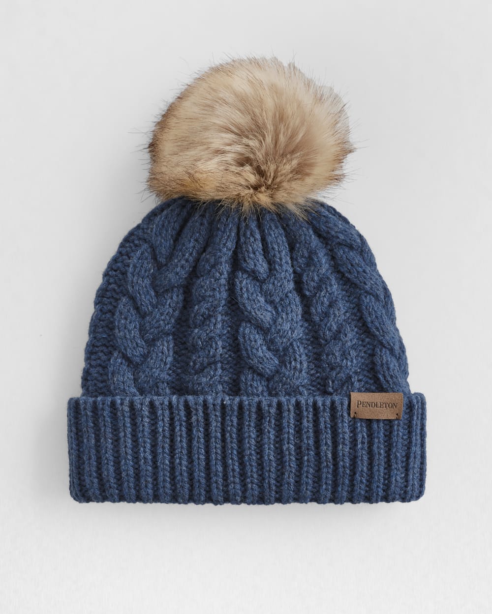 CABLE KNIT LAMBSWOOL BEANIE