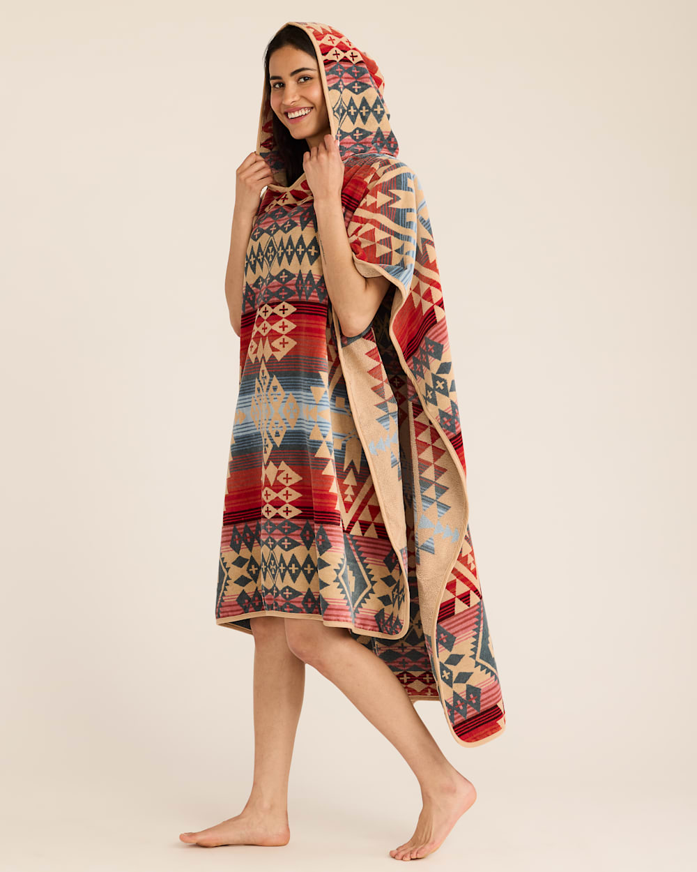 CANYONLANDS ADULT HOODED TOWEL