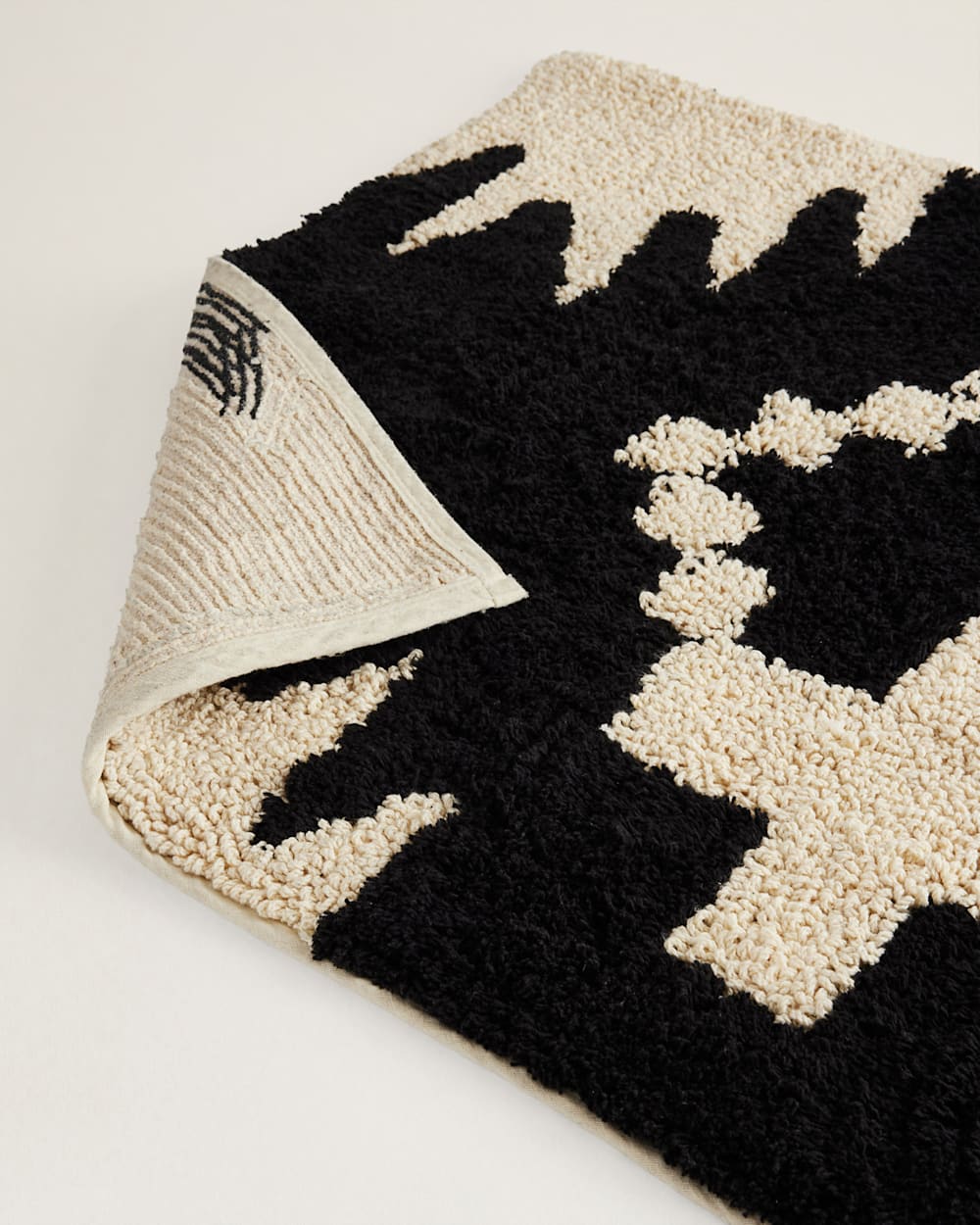SPIDER ROCK BATH RUG