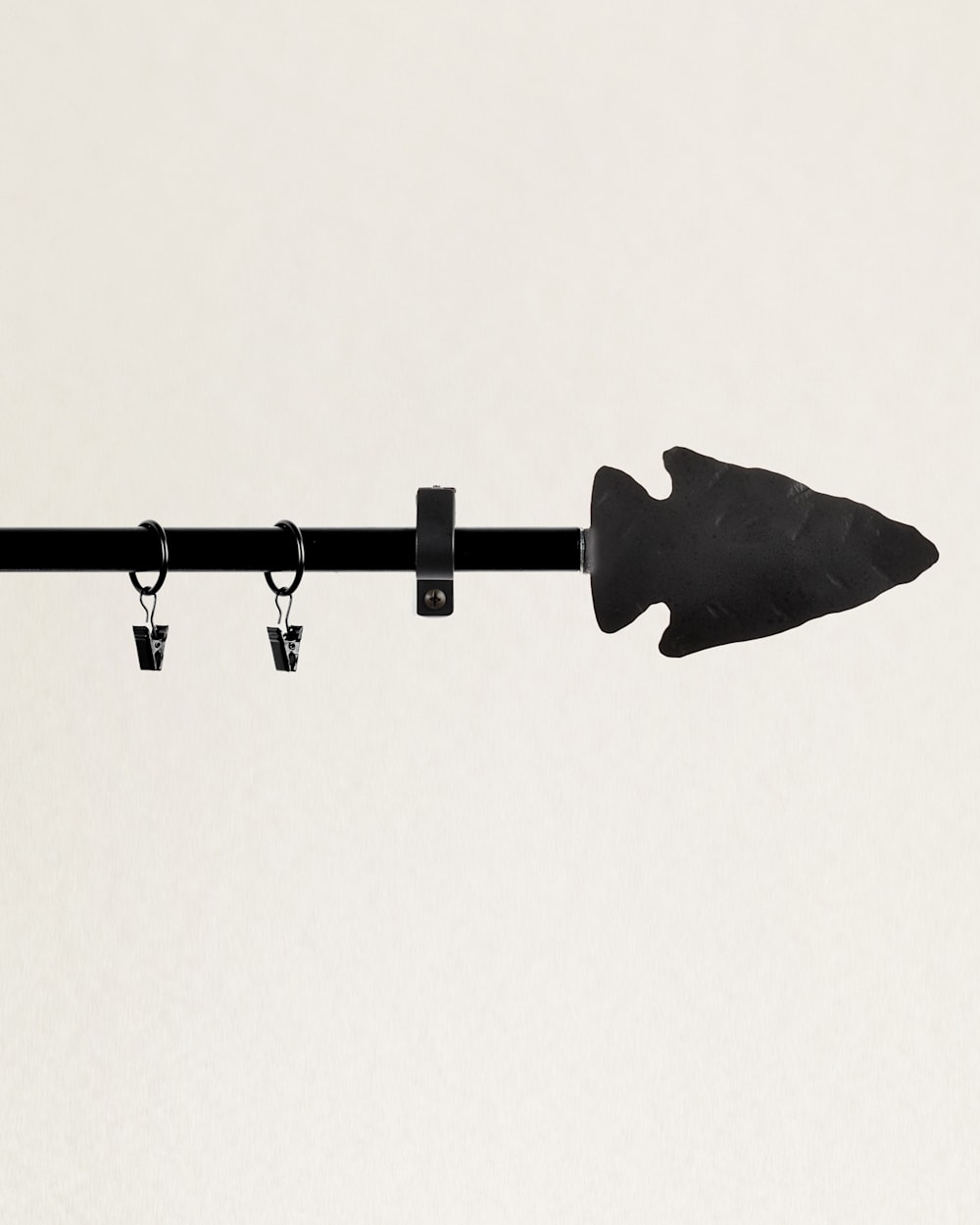 TEXTILE HANGER