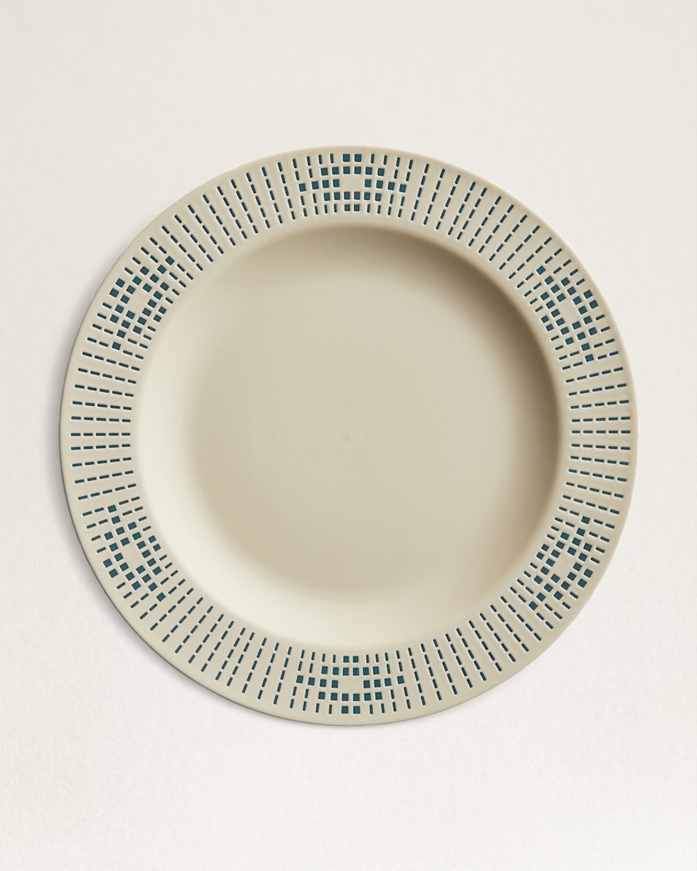 STONEWARE DINNER PLATES