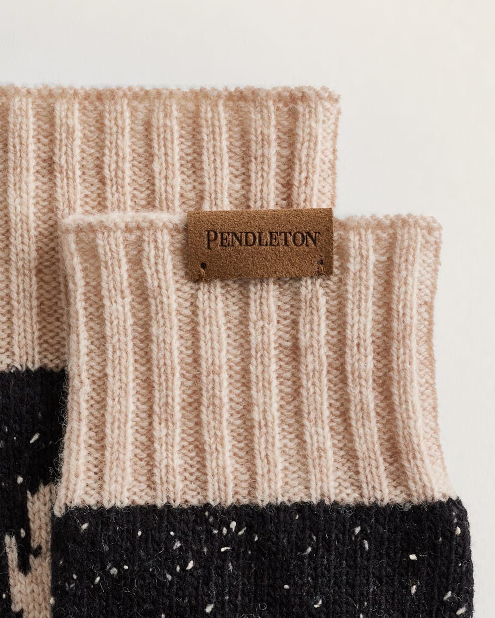 BUFFALO LAMBSWOOL TEXTING GLOVES