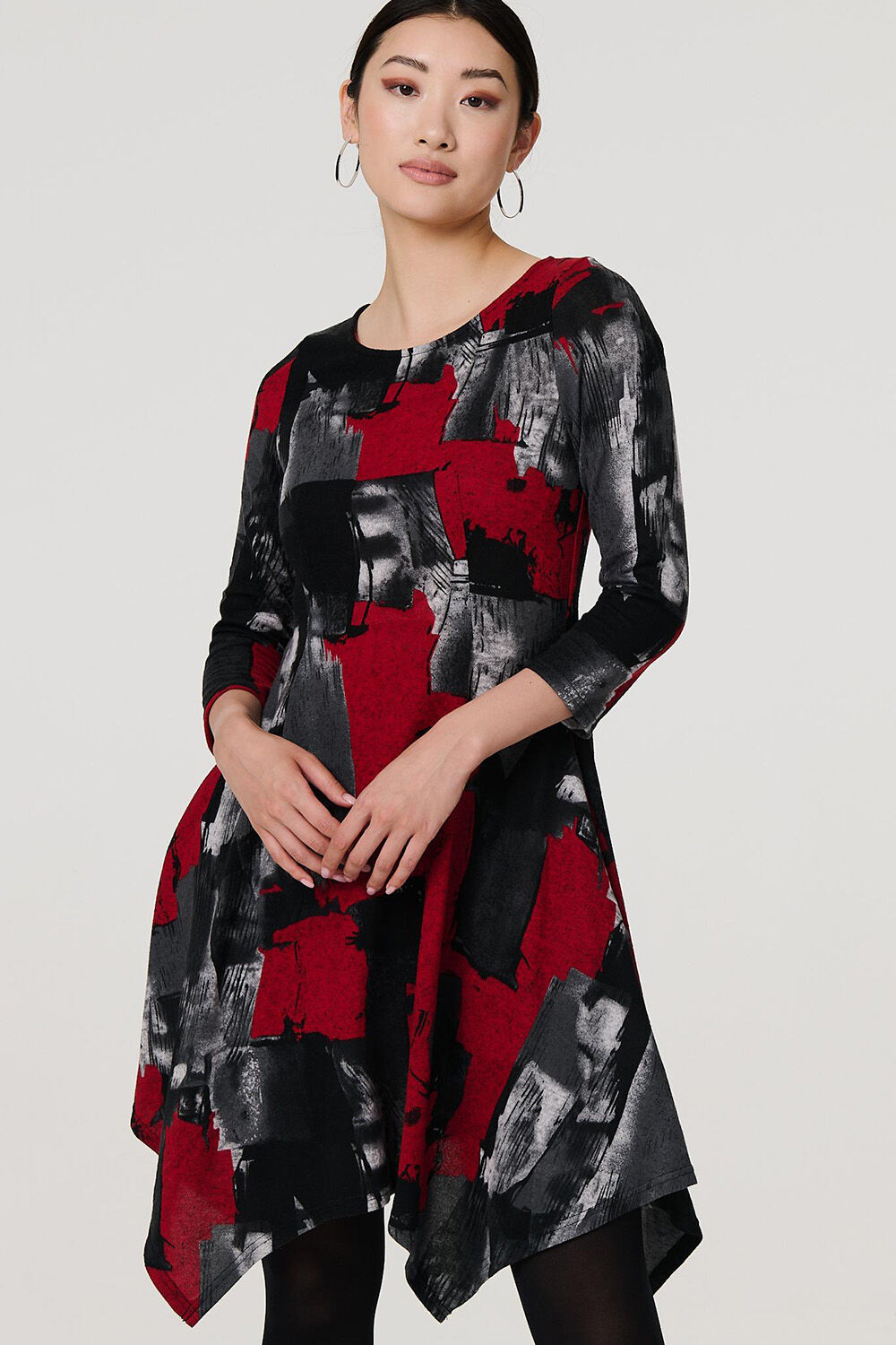 Abstract 3/4 Sleeve Hanky Hem Midi Dress