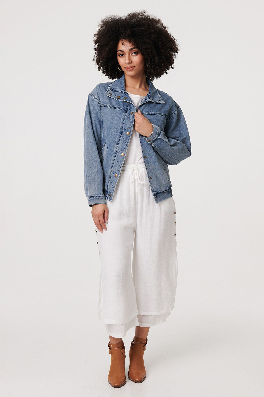 Izabel London – Zig Zag Stitch Long Sleeve Denim Jacket