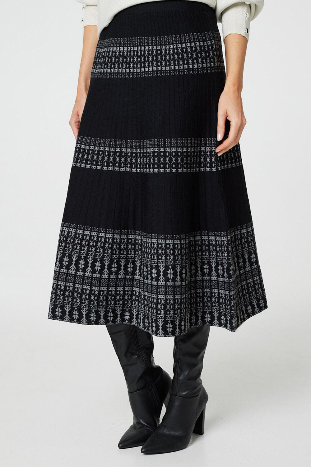 Izabel London – Border Print Knit High Waist Midi Skirt