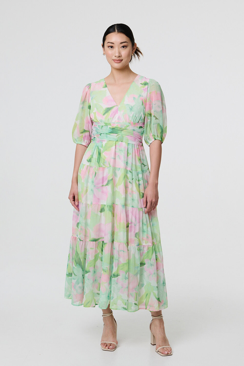 Izabel London – Floral Puff Sleeve Tiered Maxi Gown