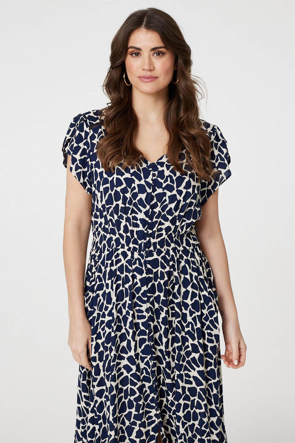 Izabel London – Abstract Print Button Front Maxi Dress