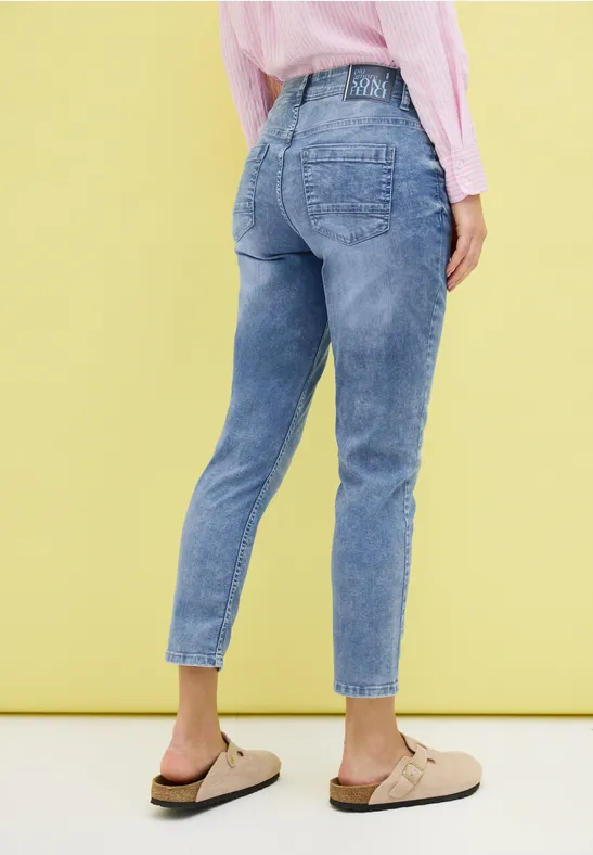 Straight Leg 7/8-Jeans