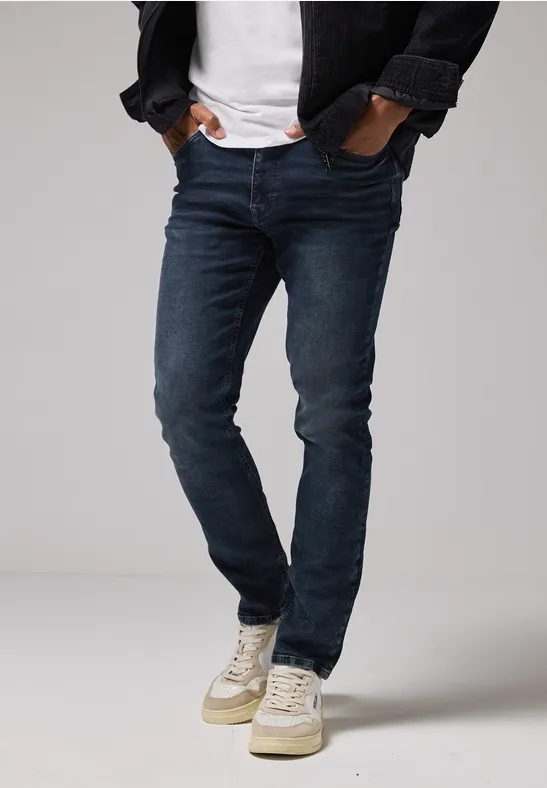 Jeans im Slim Fit