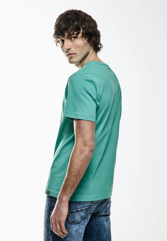 Basic V-Neck T-Shirt