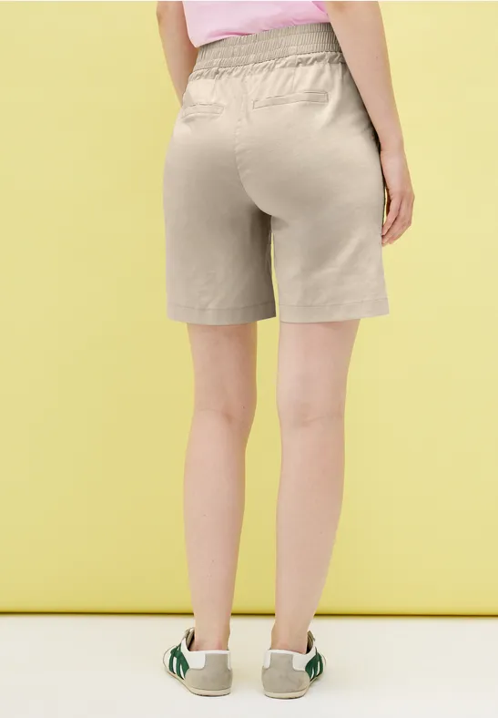 Leichte Shorts