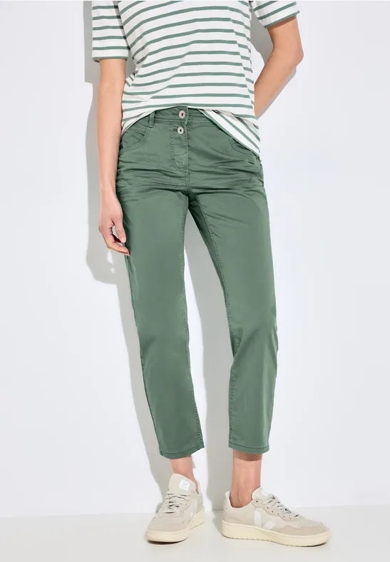 Casual Fit Hose
