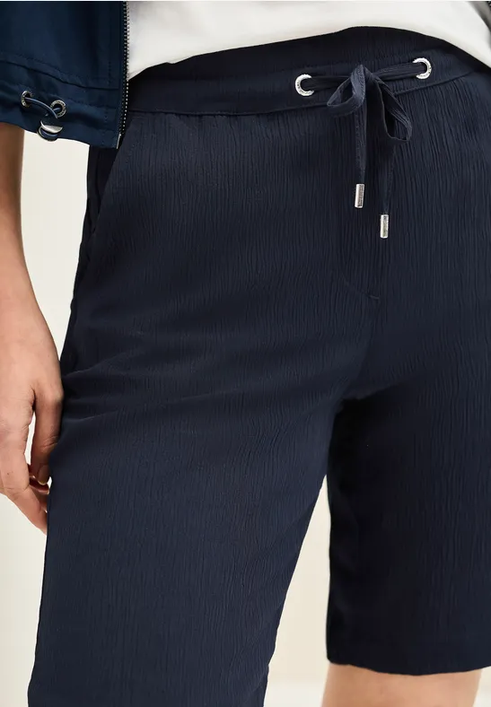 Shorts mit Struktur