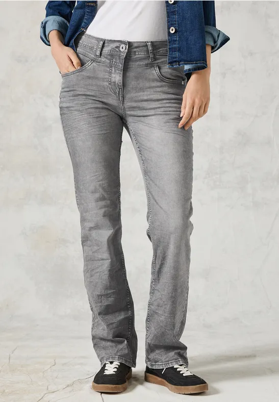Bootcut Jeans