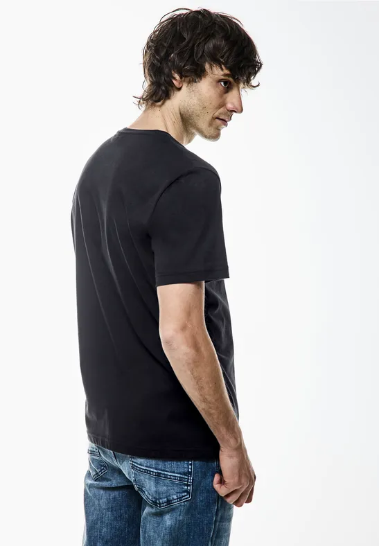 Basic V-Neck T-Shirt