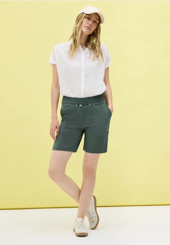 Leichte Shorts