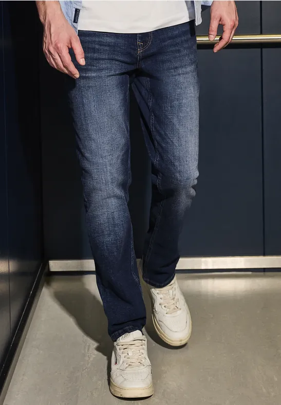Jeans im Slim Fit