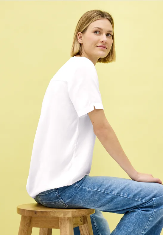 Bluse mit Knotendetail