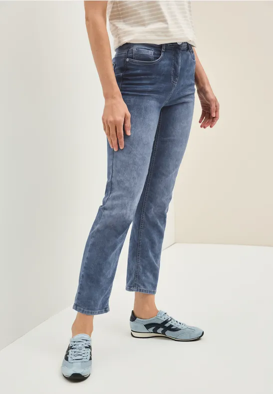 Straight Leg Jeans