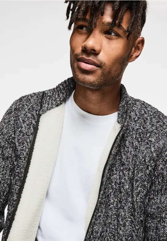 Strickjacke mit Teddyfutter