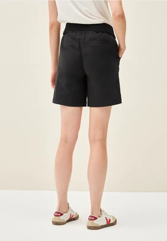 Shorts im Loose Fit