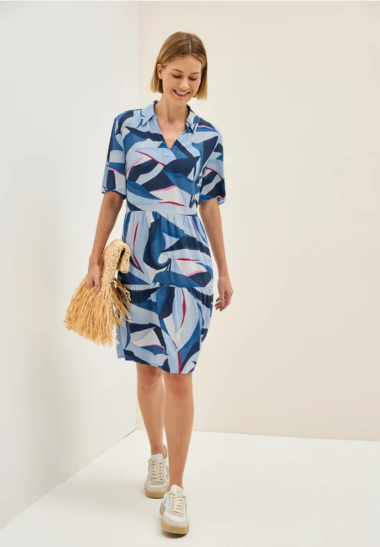 Kleid mit Volants