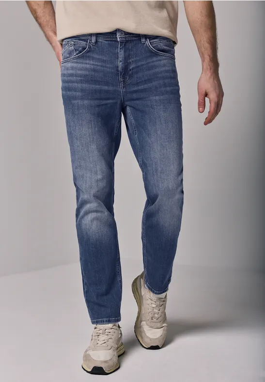 Jeans im Slim Fit