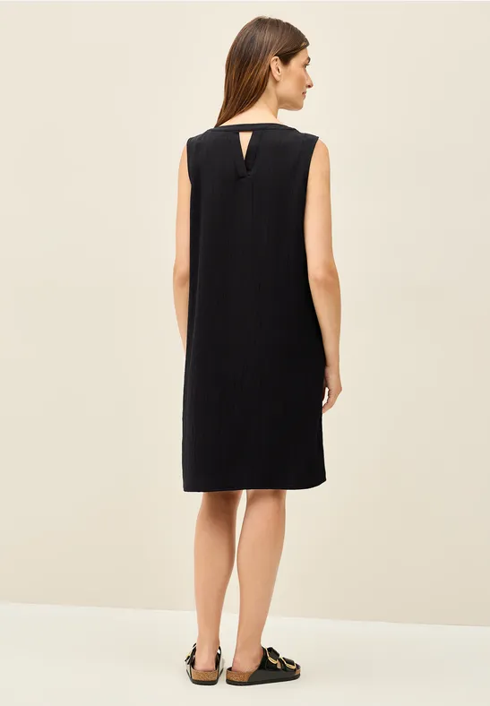 Ärmelloses Kleid