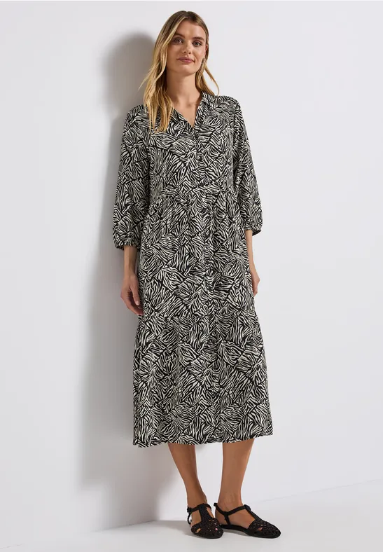 Gemustertes Volant-Kleid
