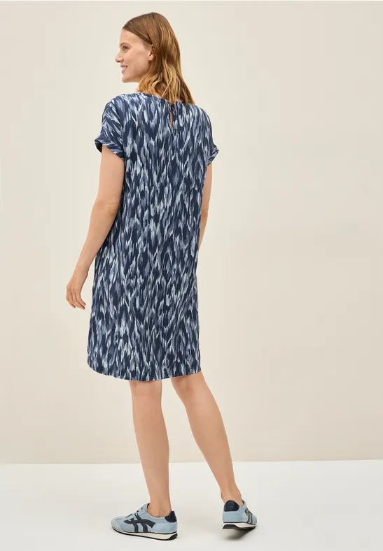 Gemustertes Kleid